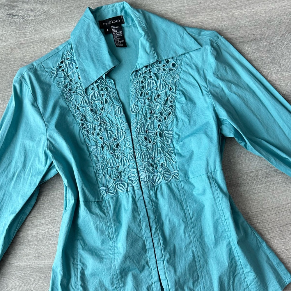 VTG Bebe Y2K Teal Hook & Eye Embroidered Blouse - Picture 3 of 7